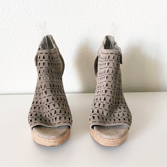 Marc Fisher Helina Jute Espadrille Platform Wedges Taupe  Size 8 - Picture 2 of 9